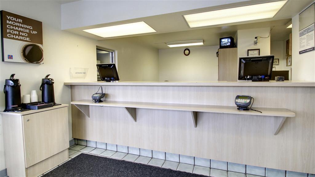 Motel 6 Manhattan Kansas Interior foto